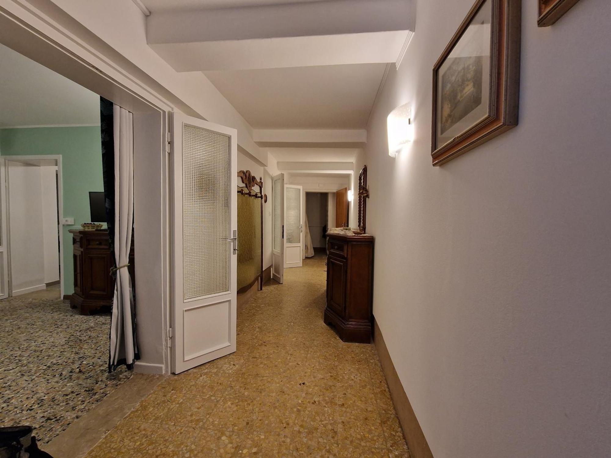 Veneziacentopercento La Forcola Apartment, Next To Rialto Bridge Exterior foto